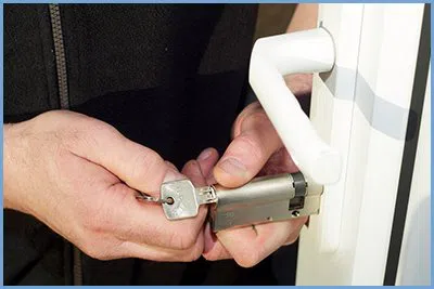 Lock Key Shop Tampa, FL 813-778-0345 Lock Key Shop Tampa, FL 813-778-0345 - 56-4